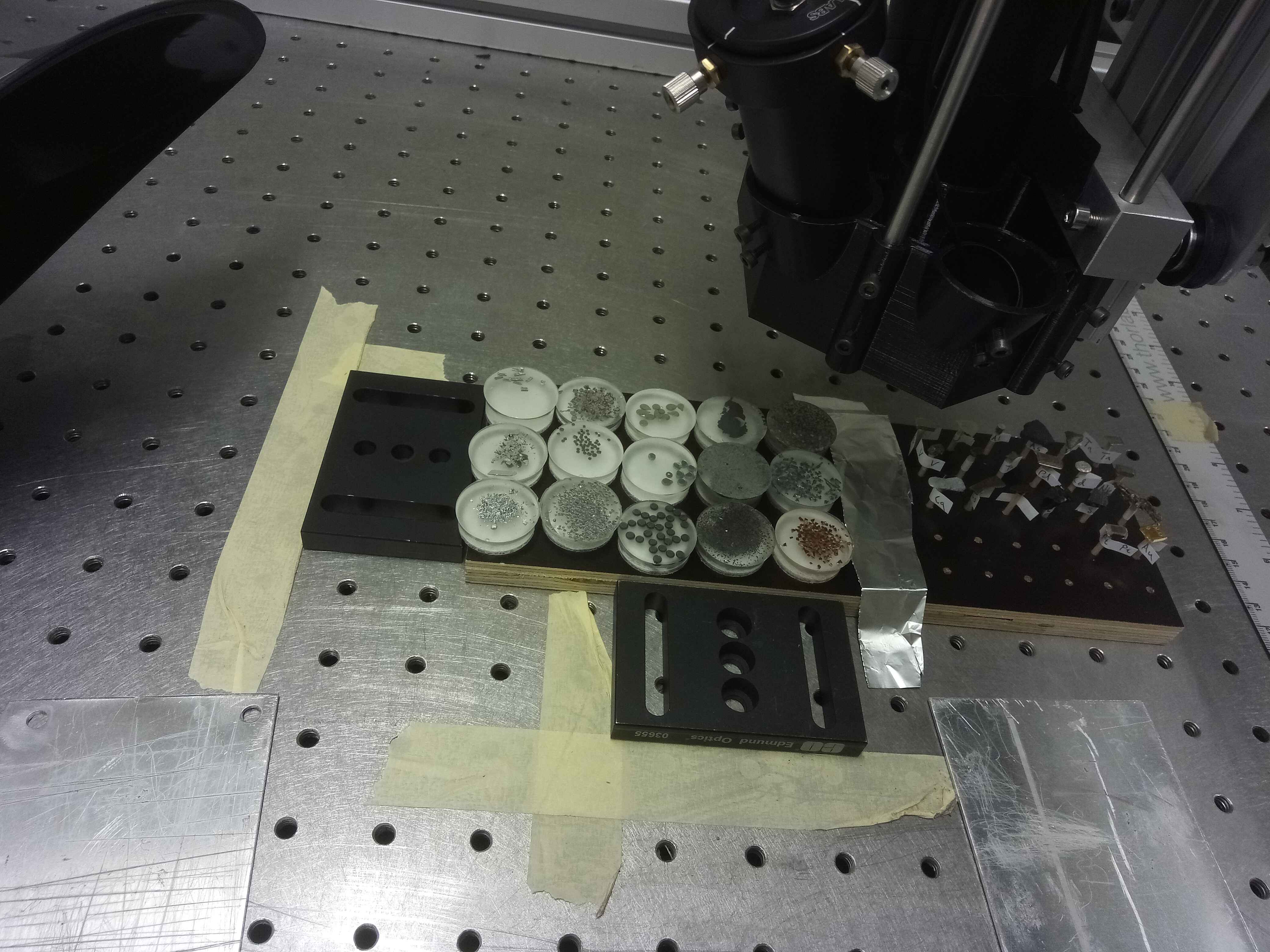 Elemental sample scan experimental setup photo 1